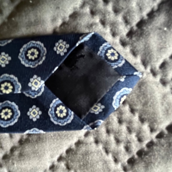 Brooks Brothers ‘346’ Silk Tie - Picture 5 of 6